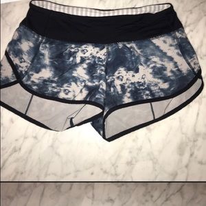 Blue and white Tie dye lululemon speed shorts